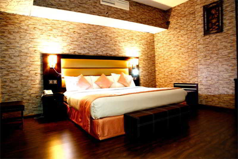 Rafee Hotel Dubai Bagian luar foto