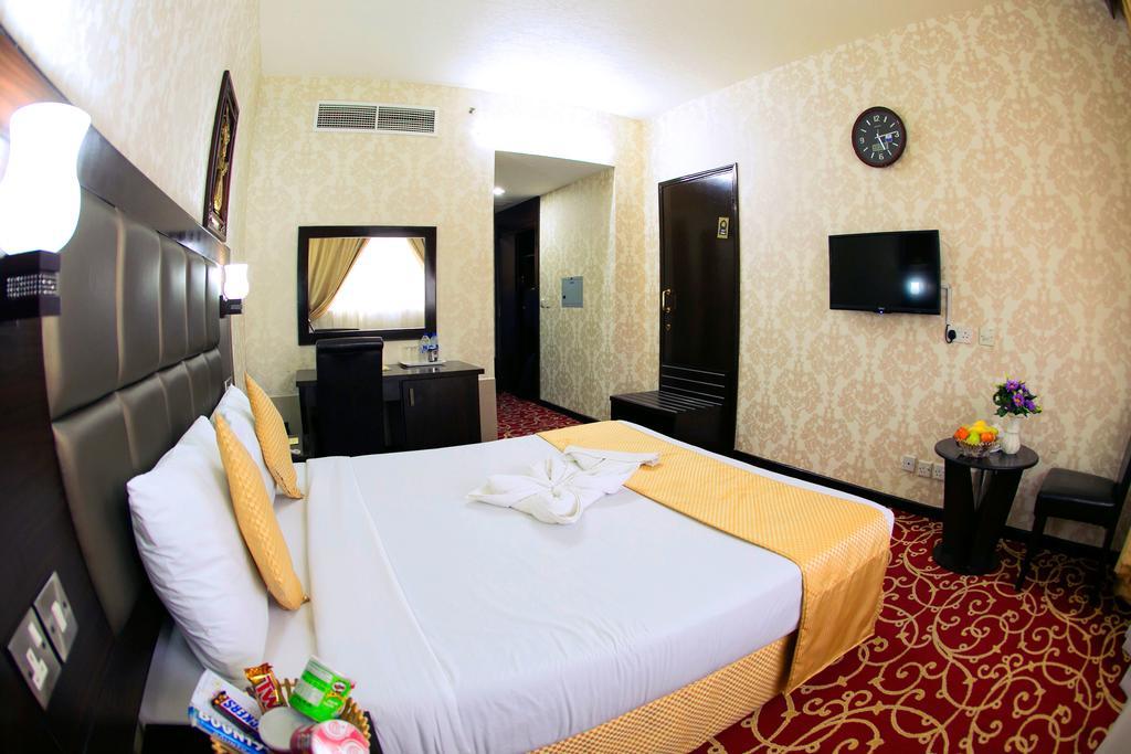 Rafee Hotel Dubai Bagian luar foto