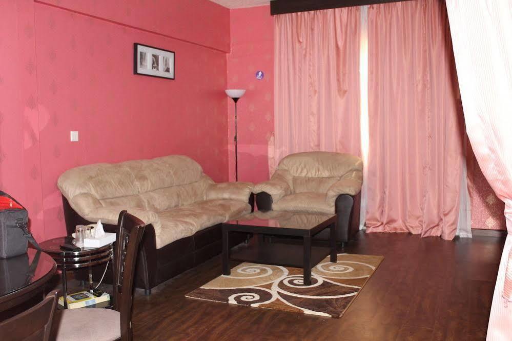 Rafee Hotel Dubai Bagian luar foto