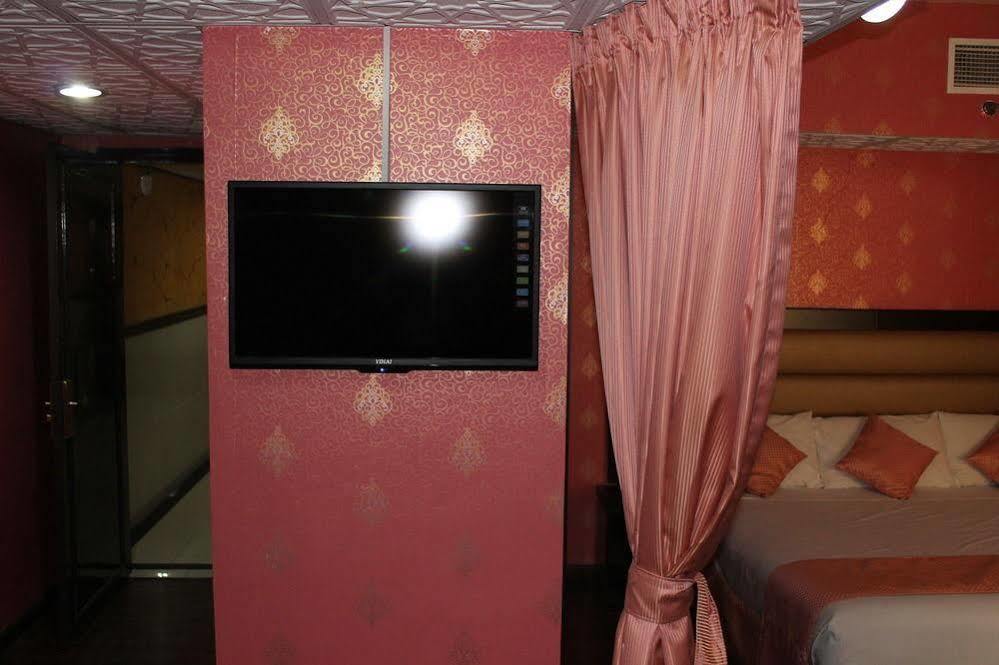 Rafee Hotel Dubai Bagian luar foto