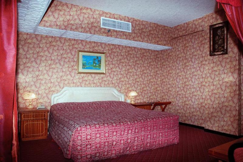 Rafee Hotel Dubai Bagian luar foto